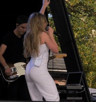 brian bankston add sabrina carpenter booty image